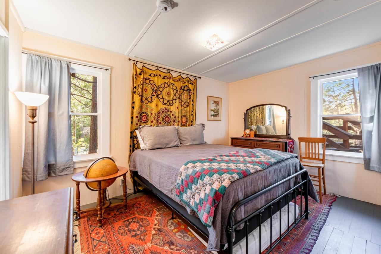 Idyllwild Glory Days Villa Екстериор снимка
