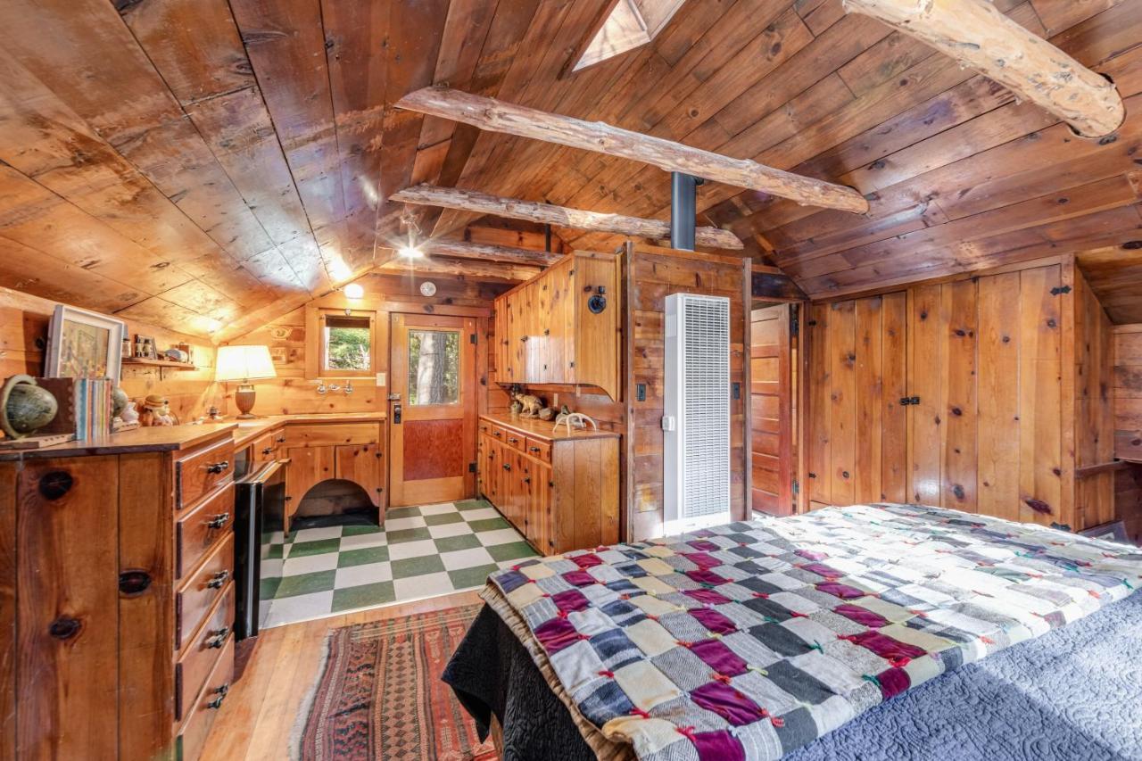 Idyllwild Glory Days Villa Екстериор снимка