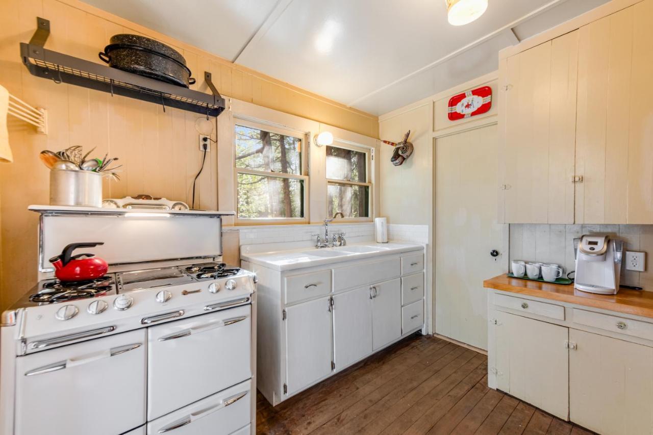 Idyllwild Glory Days Villa Екстериор снимка